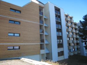 Studio cabine à Chamrousse, 4 pers, balcon sud, bain + WC séparés - FR-1-340-284