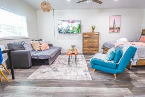 NEW Designed Apt 2023 NrUCF PETSOk PrivateEntry