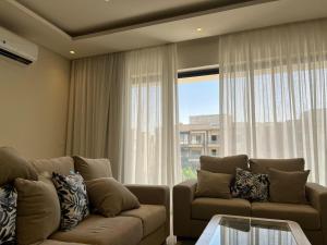 Lake view apartment in new Cairo