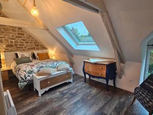 Maisons de vacances Ker Adele, longere cosy au coeur d-un bois : photos des chambres