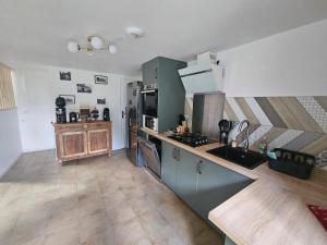 Maisons de vacances Ker Adele, longere cosy au coeur d-un bois : photos des chambres