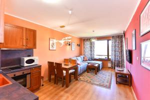 Cedar Lodge III - One BDRM Flat B18