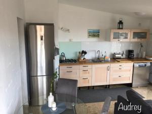 Tiki Apartment Audrey