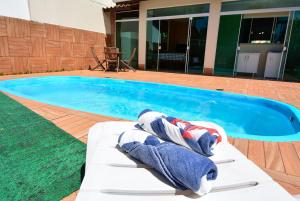 Casa c Piscina a 250m da Praia da Pinheira PLH006