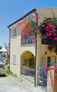 Prima Spiaggia Apartments img2