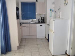 Beachside Retreat w BBQ