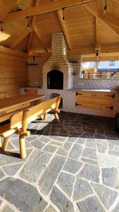 Górskie Przysiółki w Koniakowie - Dom z bala KORONKA