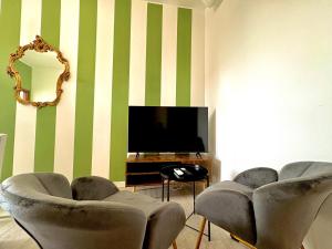 Apartment-Navigli-House of Mirrors