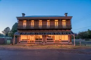 Hill End Historic Site - Pyramul