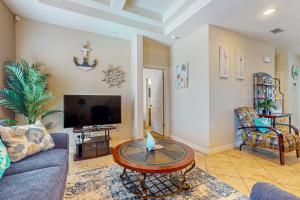 Sea Glass Condominiums #9