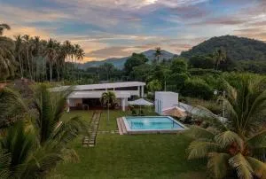 Ayanna Beach Front Heaven - El Corozal