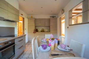 Maisons de vacances Lac & Serenite, Vue epoustouflante Montagne & Lac : photos des chambres