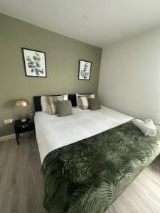 Stylish 4 Bed Home in Aylesbury, Buckinghamshire