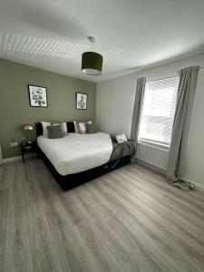 Stylish 4 Bed Home in Aylesbury, Buckinghamshire