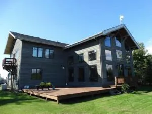 Bay Bluff Haven with an ocean view - Halibut Cove