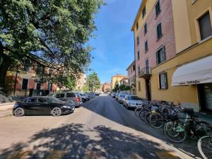 Via Vittorio Veneto large independent apartment