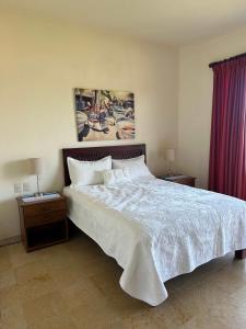 Luxury Residence at Vista Bay 103