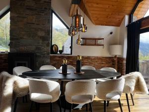 Chalets Chalet de luxe contemporain vue 360 degres sur les montagnes : photos des chambres