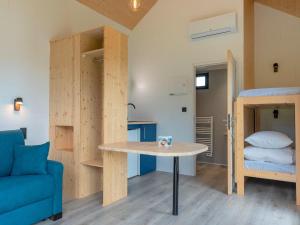 Maisons de vacances Chalet in Correze by Lake Meyrignac : photos des chambres
