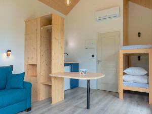 Maisons de vacances Chalet in Correze by Lake Meyrignac : photos des chambres