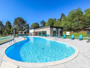 Maisons de vacances Chalet in Correze by Lake Meyrignac : photos des chambres