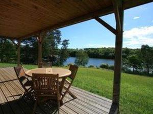 Chalets Chalet in France with Lake View : photos des chambres