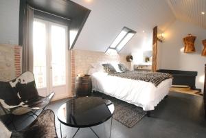 Maisons d'hotes Le Grand Logis - Guest house - Bed and Breakfast : photos des chambres