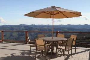 Casa Tramonto - Pousada dos Olivais