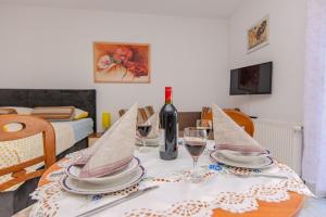 Apartments by the sea Vir - 23562