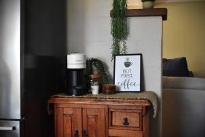 Lakesland Haven 3 bedroom Cottage on Acreage