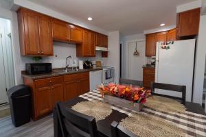 Mi Casa Su Casa, 28 minutes from Lambeau Field!