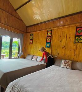 mai chau rice fields homestay