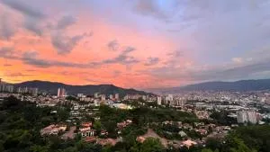 Paraíso en la ciudad - Titiribí