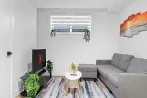 McKernan Residence by Patel - Edmonton