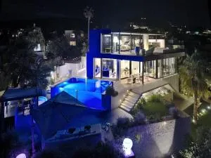 Striking villa with terraced garden - Es Cubells