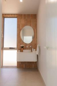 Bay Days - Binalong Bay