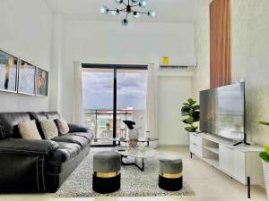 Comfy 2BR City Center Condo