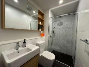 Chic Apartment Gladesville