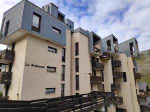 Studio lumineux proche pistes et commerces avec balcon - FR-1-502-587