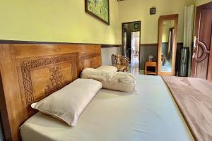 Mongan Homestay Beside The Belulang Hot Spring