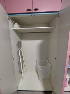 Spacious studio apartment with balcony long stay