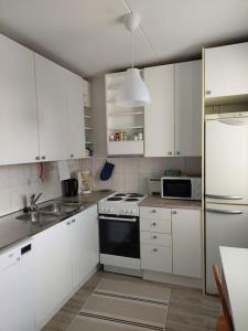 Spacious studio apartment with balcony long stay