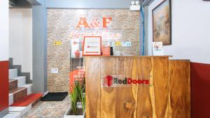 RedDoorz at A&F C5 Pinagsama Taguig