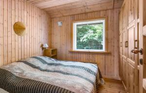 3 Bedroom Lovely Home In Store Fuglede