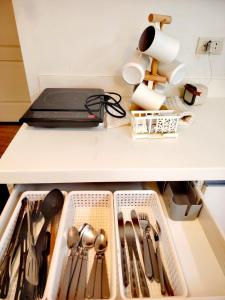 Mhaxs Place - Azure Parañaque