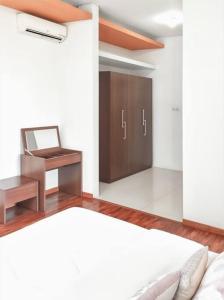 Large Villa 3BR Dago Bandung by 2ndHome