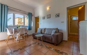 Cozy Apartment In Banjole With Wifi 