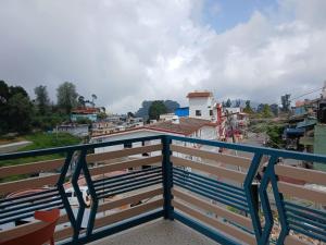 Ponmurugan Residency