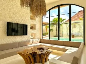 Tropical Oasis Villa - Darmasaba