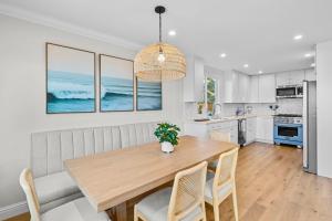 Luxurious Private Coastal Home Hot Tub & Ocean Views Near San Francisco